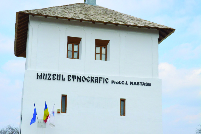 Cula Racoviţa- Muzeul Etnografic ”Prof. C. I. Năstase”